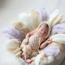 Handmade wool diameter~60cm Newborn baby blanket Fluffy Wool Newborn photography props Basket Filler Stuffer Handmade wool diameter~60cm Newborn baby blanket Fluffy Wool Newborn photography props Basket Filler Stuffer