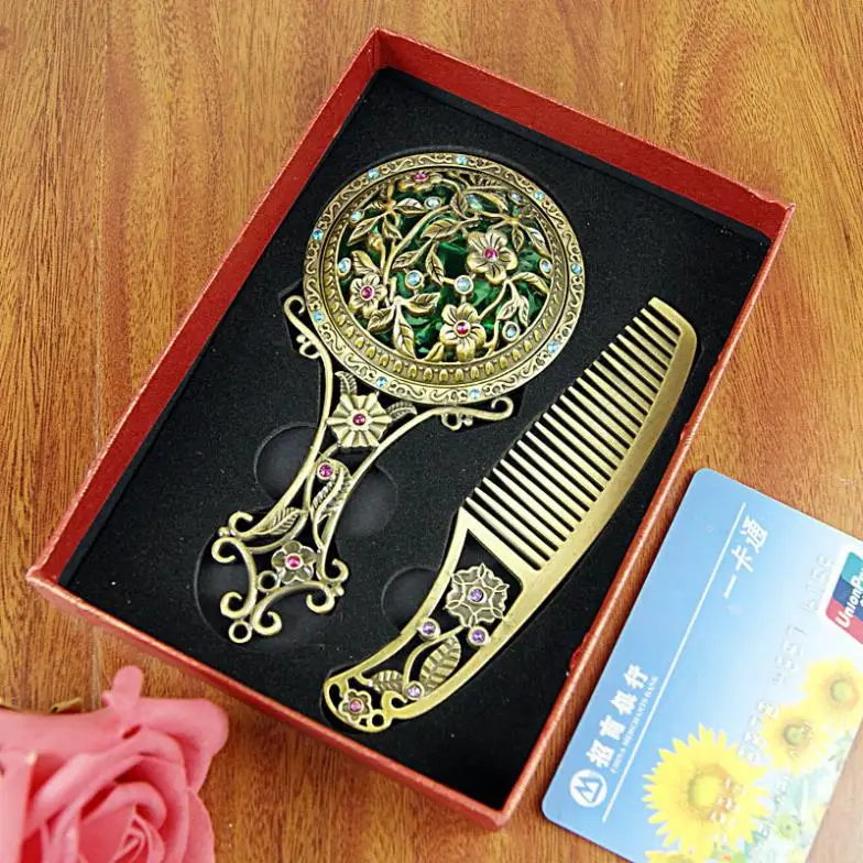 Handle hollow bronze hand mirror Comb comb antique makeup gift with packaging | Красота и здоровье