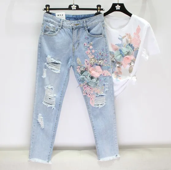 

New Spring and Summer Fashion Women Jeans Suit Simple Flower Embroidery Short Sleeve T Shirt + Hole Ripped Denim Pencil Trouser