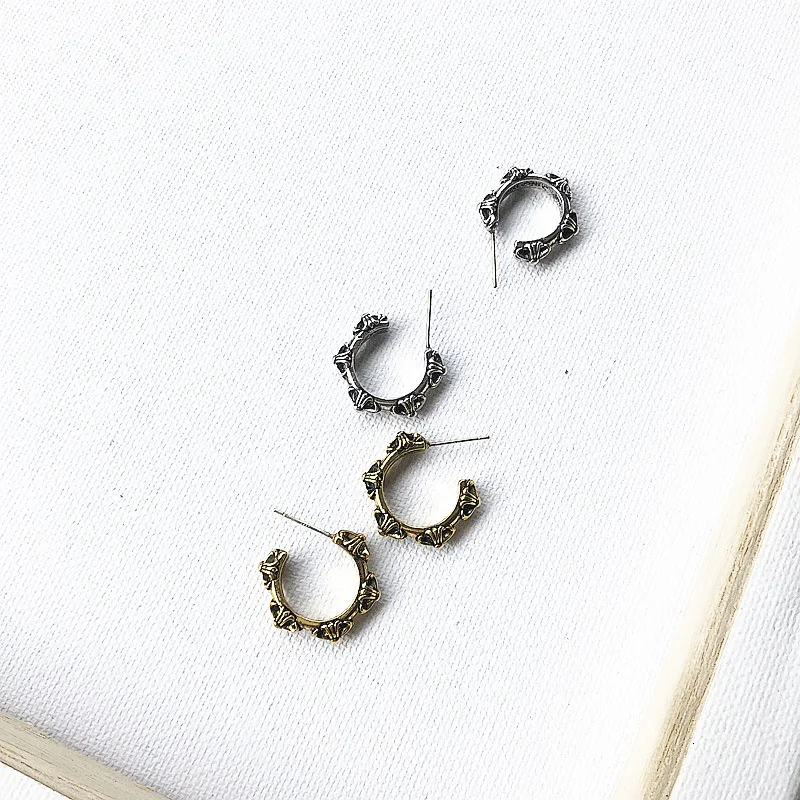 

WTLTC Vintage Small Metal Hoop Earrings for Women Simple C Shaped Earrings Steampunk Hoops Earrings Statement Charms Jewelry
