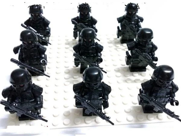 

9pcs/sets SWAT Special Operations Force gun weapons original toy police military weapons accessories Compatible