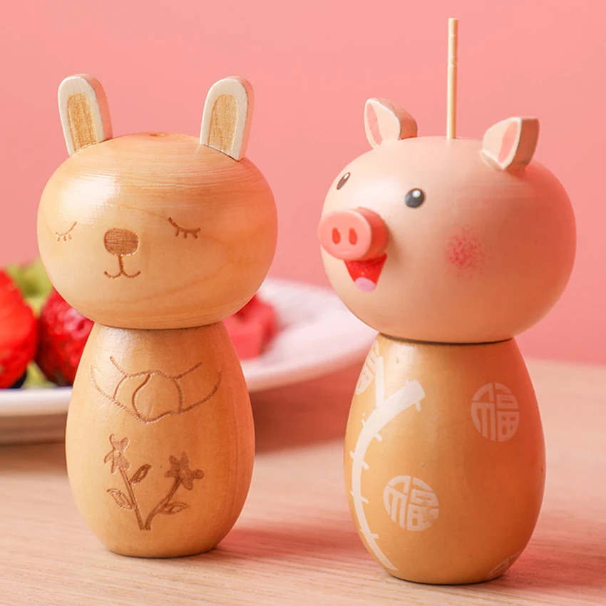 Lovely Cartoon Pig / Rabbit Wooden Toothpick Holder Cotton Swab