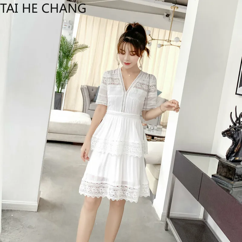

Women Dress New Fashion Summer Elegant Slim Bodycon Casual Party Beach Runway Mini White Lace Short Sleeve Pleated Dresses