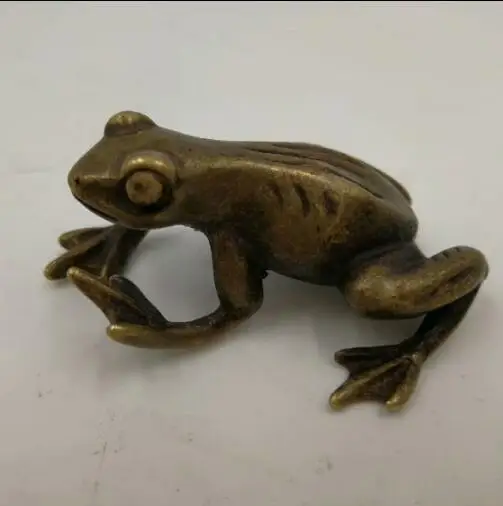 

Chinese Hand Carved Bronze Frog Copper Rich Auspicious Feng Shui Creative Ornaments
