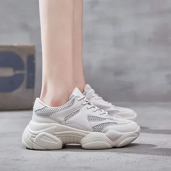 

women Sports shoes spring 2019 new breathable women's shoes white shoes Outdoor Walking Sneakers zapatos de mujer M1-26