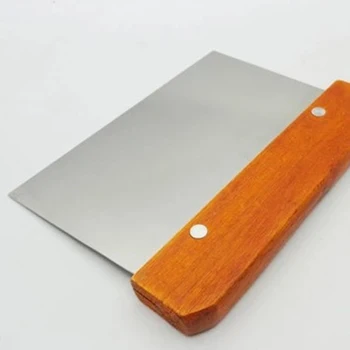 

15*11cm Stainless steel red wood Dough Scraper Pizza Pastry Pancake Flour Scraper Flour Spatula Cutters Kitchen Accessories