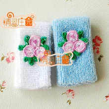 Мини кукольный домик аксессуары для мини-мебели для ванной принадлежности голубое Вышитое полотенце наборы