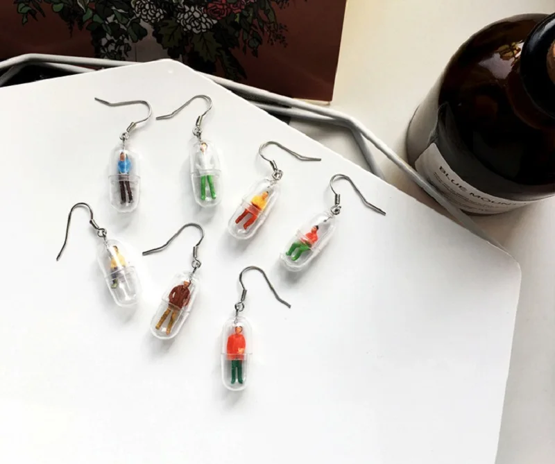 

Personality Cartoon 1Pairs Doll Capsule Earrings Creative Joker Fashion Cute Resin Asymmetric Drop Earrings For Women Jewelry