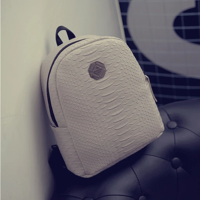 

2016 new mini backpack College Wind retro school bag crocodile pattern casual street PU travel bag shoulder bag backpack zs389
