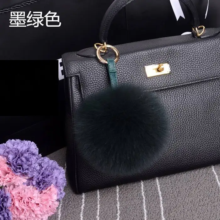 2849049479_2131290197