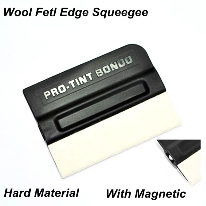 Magnetic wool squeegee