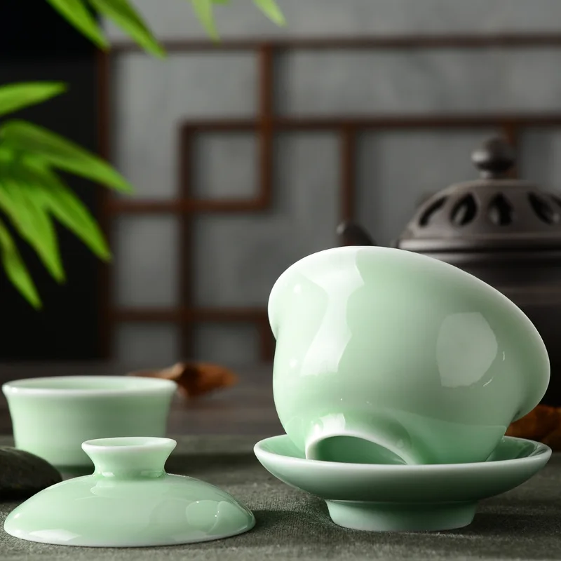 Celadon Gaiwan Teacup  High-quality Chinese traditional gai wan set, China Dehua Bone cup porcelain teacups tea sets kettle cups in light green