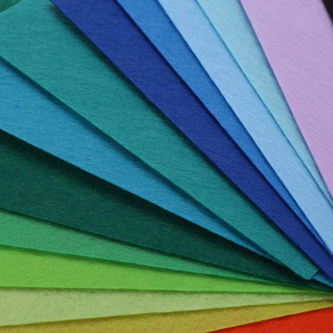 40pcs Mixed Color Soft Nonwoven Felt Fabric Sheets 10*15cm For DIY Sewing Craft Patchwork Hats Bags Puppets Decorations Mayitr