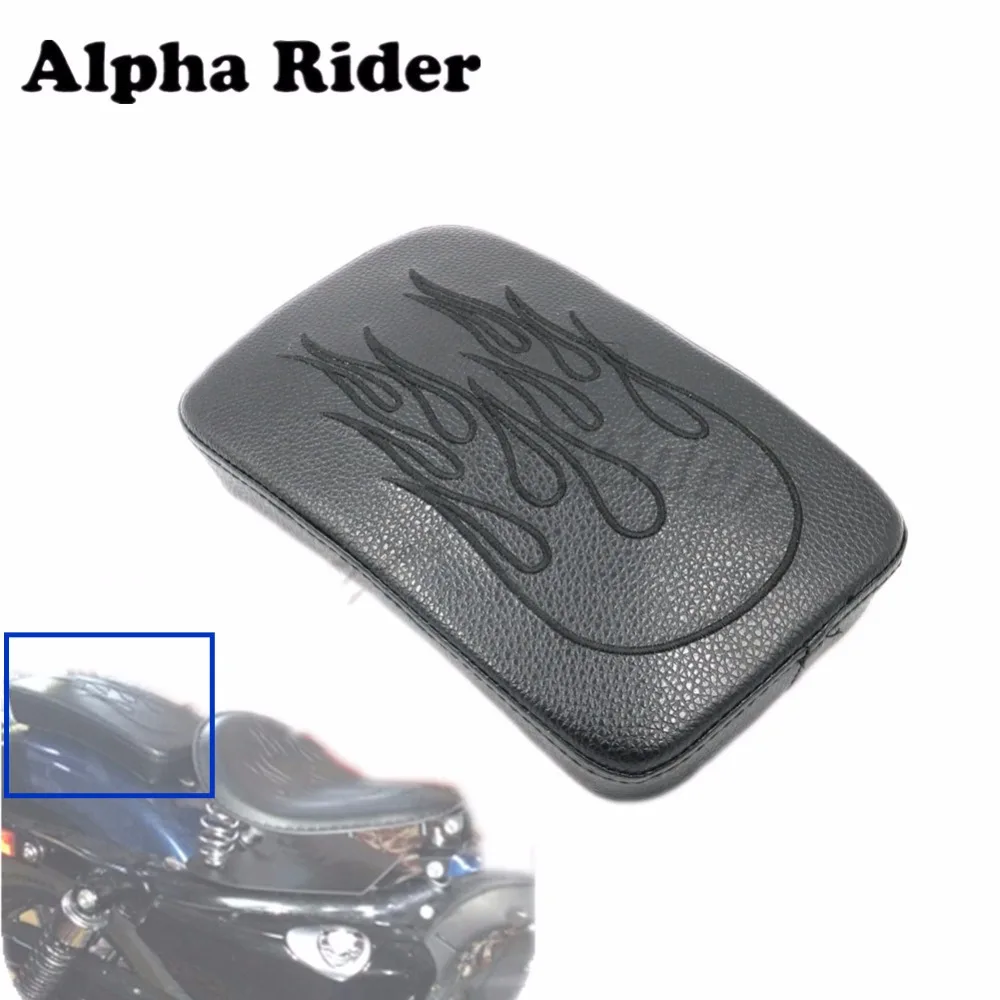 

RECTANGULAR PILLION PASSENGER PAD FLAME SEAT 6 SUCTION CUP FOR HARLEY FATBOY BREAKOUT BLACKLINE NIGHT TRAIN SPORTSTER 883 IRON