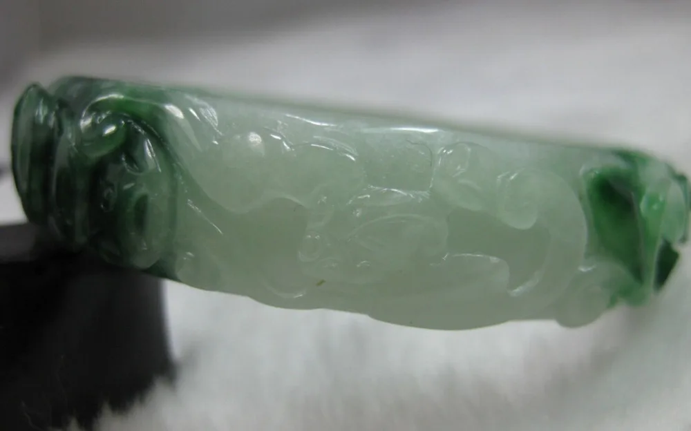 

huij 001171 NATURE BEAUTIFUL CARVING GREEN JADE JADEITE BRACELET BANGLE