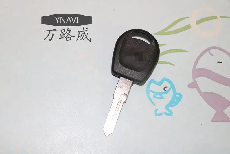 

YNAVI Hotsale New Replacement Case Blank Cover Car Transponder Key Shell With Left Blade For Chery A11/A15