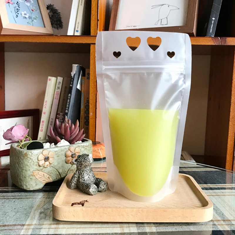 Drinking pouch bags
