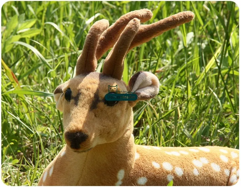Dorimytrader 110cm Giant Soft Emulational Forest Animal Sika Deer Plush Toy Stuffed Lying Animal Deers Baby Present Decoration DY60626 (6)