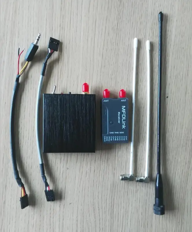 

40KM Long Distance Range MFDLink (Rlink) 433Mhz 16 Channel 1W FPV UHF System Transmitter w/ 8 Channel Radio Receiver TX+RX Set