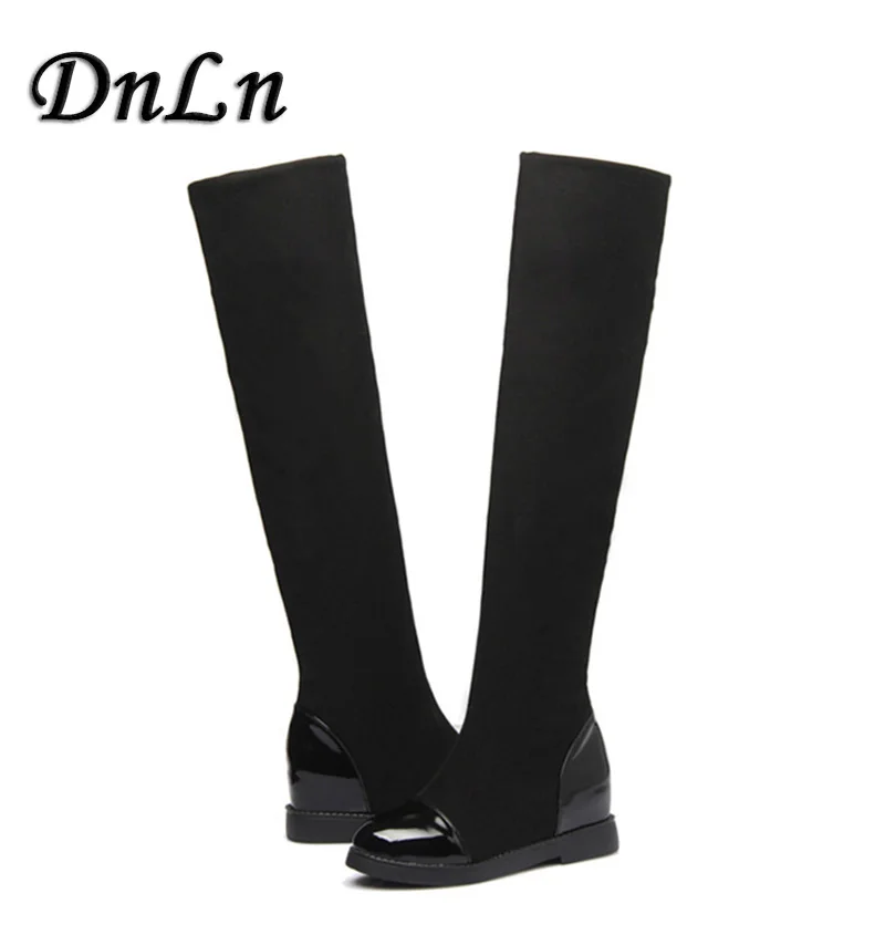 Acheter Nouveau 2018 Classique Plat Bottes Femmes Bottes D hiver Noir Genou Haute Bottes Talon Caché Tissu Extensible Bottes Femmes Botas D50