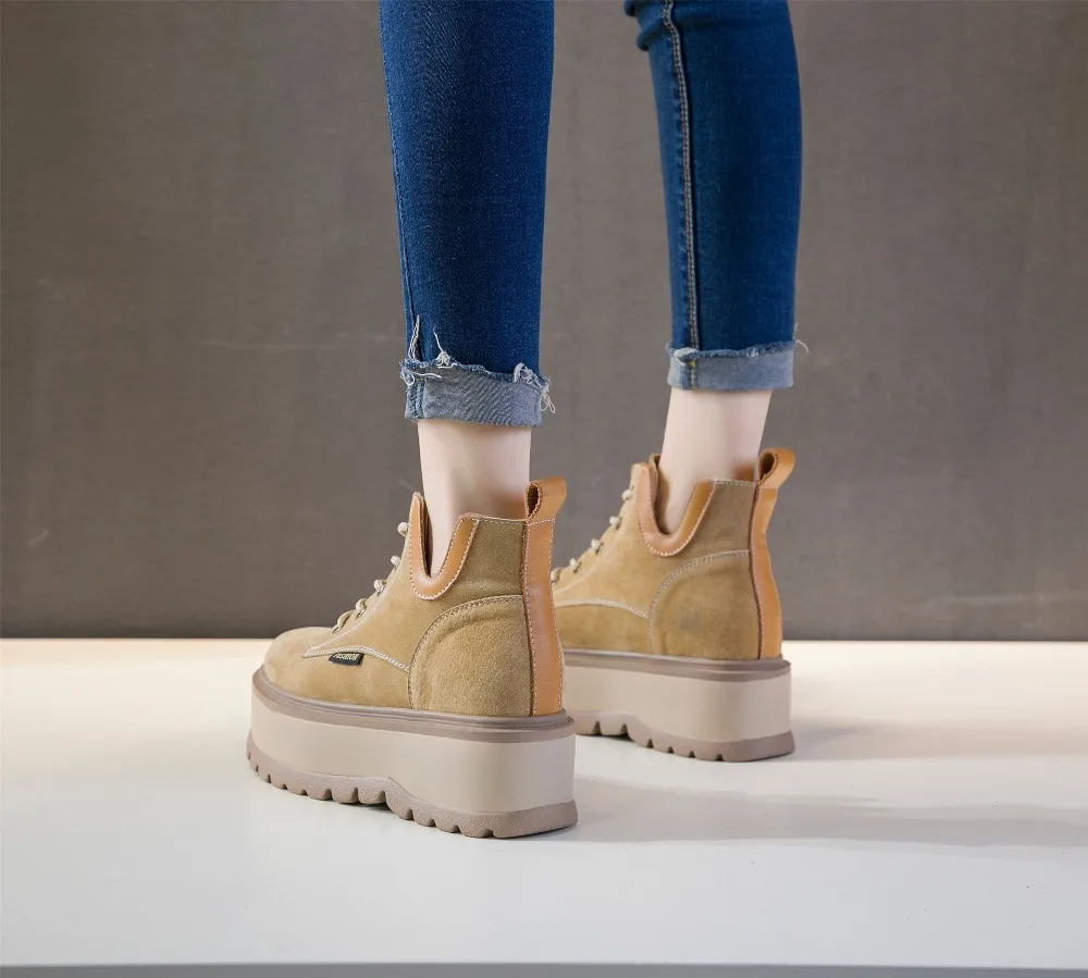 9429700777_2104939880