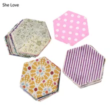 Она любит 200 шт./лот Смешанные Цвет шестиугольник лоскутное ручной работы Diy с цветочным принтом хлопковая ткань для шитья для одежды домашний текстиль