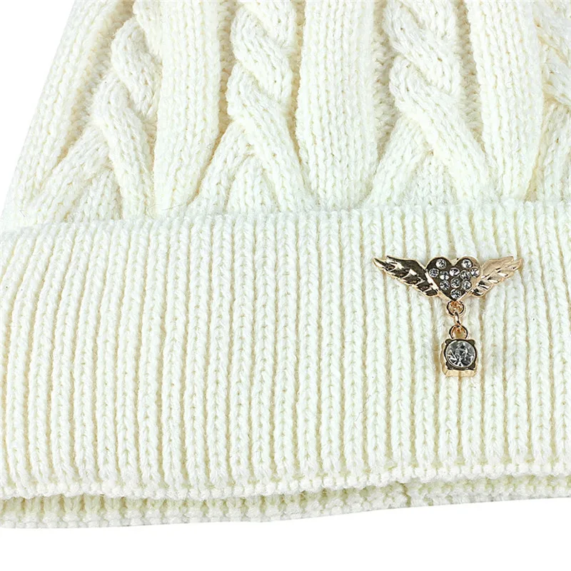 pom pom hat (5)