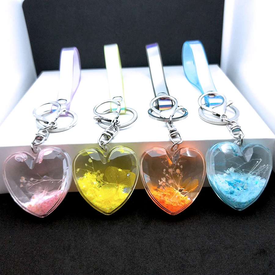 брелок сердце с жидкостью. брелок сердце с жидкостью. брелки с жидкостью внутри. брелок в виде сердца с жидкостью. брелок сердечко из 90-х.