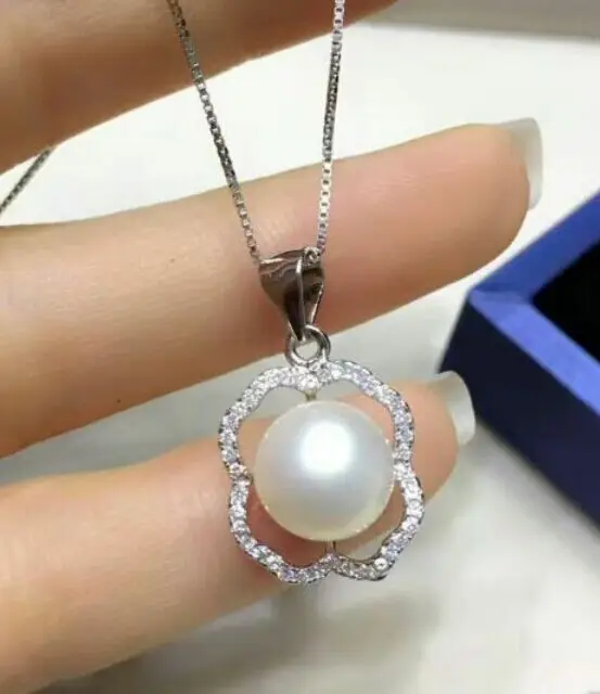 

amazing natural Akoya white pearl pendant necklace18inch silver chain