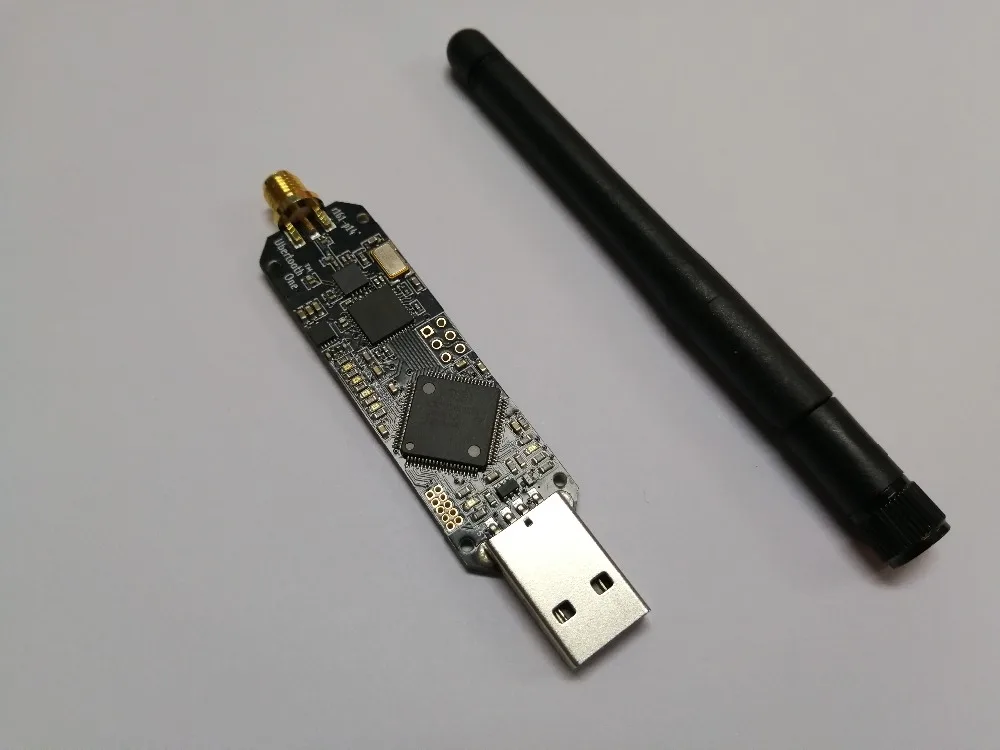 Ubertooth One  ׽Ʈ   迡  2.4 GHz   ÷