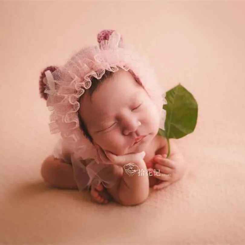 

Baby Bonnet Photography Props Pink Lace Ruffle Baby Girl Hat Knitted Teddy Bear Bonnet Newborn Animal Hat Pattern Girl Gift