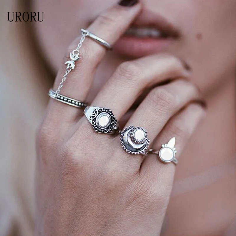 

URORU New Design Vintage Opal Knuckle Rings Set For Women Boho Geometric Pattern Flower Rings Party Fashion Jewelry 4 PCS/Set