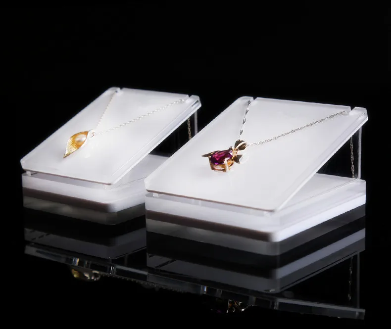 

Chain Necklace Jewellery Display Stand Holder White Chain Showcase Acrylic Jewelry Holder