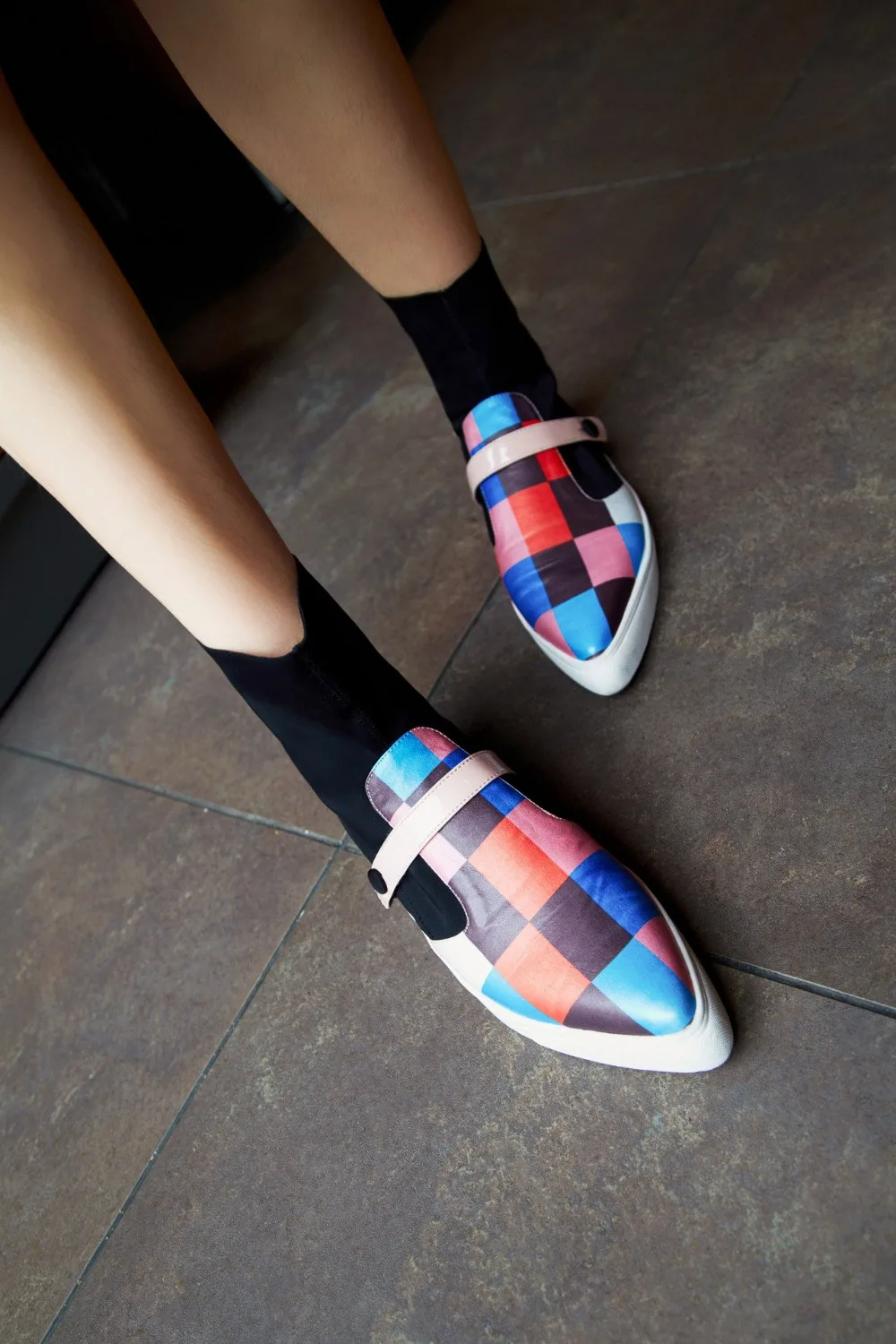 

2015 New Collection Mircrofiber Pointed Women Chelsea Boots Buckle Strap Mixed Colors Ankle Boots Glitter Pigskin Fashion Boots