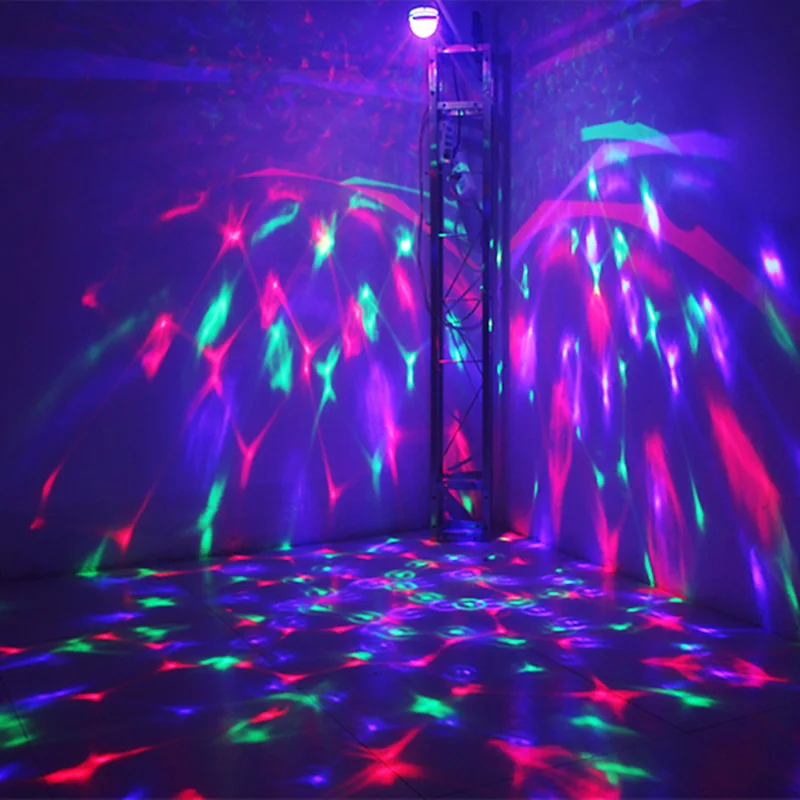 Светодиодный Красочные Танец свет этапа для отдыха и вечеринок фестиваль украшение мини лазерный проектор лампы E27 AC110V 220 В вращающийся