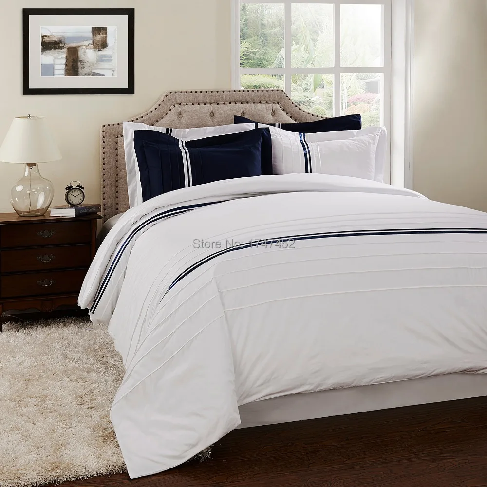 

300Thread Count Quilt Cover Set white with blue ribbon