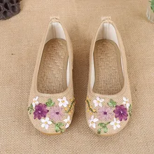 Новинка года; женские балетки на плоской подошве; слипоны с вышитыми цветами; женская летняя обувь из хлопчатобумажной ткани; балетки на плоской подошве
