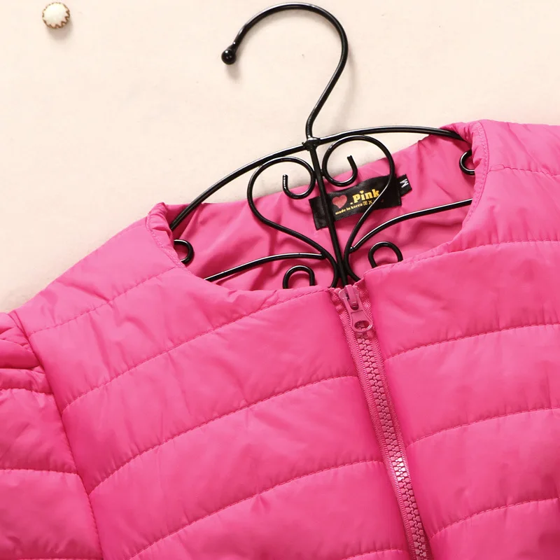 Женское пальто, зимнее хлопковое пальто, приталенная верхняя одежда размера плюс, стеганая толстая зимняя одежда, пуховые короткие куртки, хлопковая парка с бантом на поясе