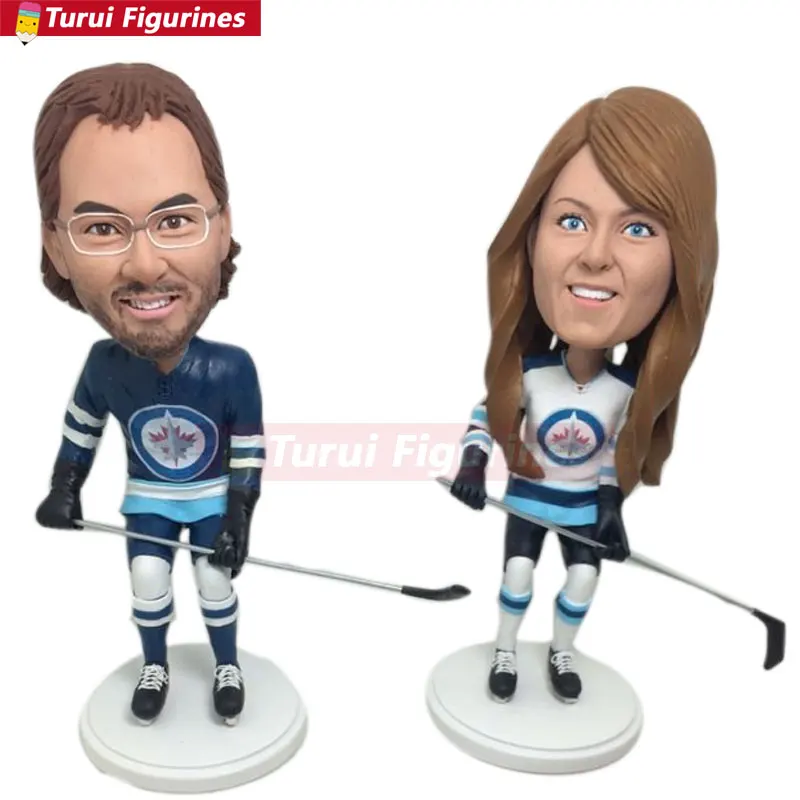

Winnipeg Jets Personalized Fans Gift Bobble Head Figurines Based on Customers' Photos Using As Birthday Cake Topper Husband Boyf
