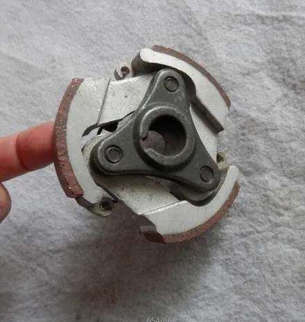 CLUTCH ROBIN NB411 4