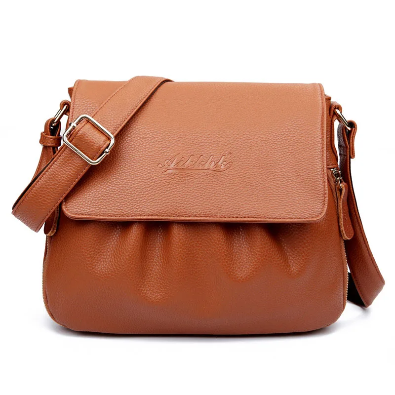 The new middle-aged zipper buckle women messenger bags fashion pure leather horizontal section square shoulder bag