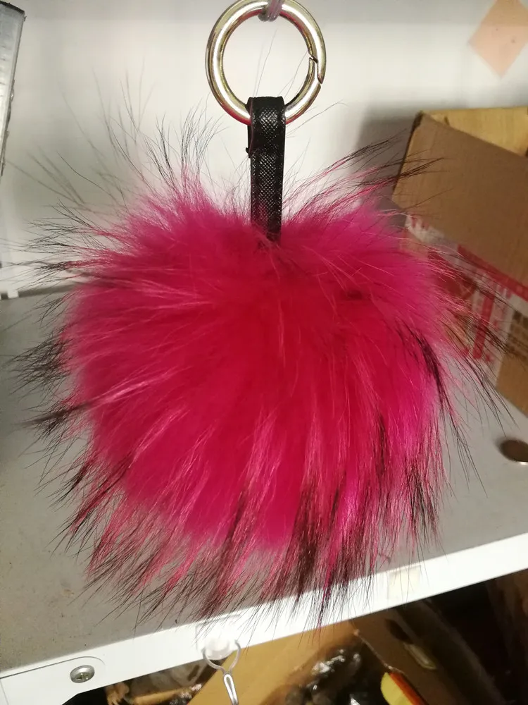 15 см пушистый мех енота мяч розовый натуральный мех брелок большой помпон брелки черный помпон Брелки для женщин украшение подвеска на сумку