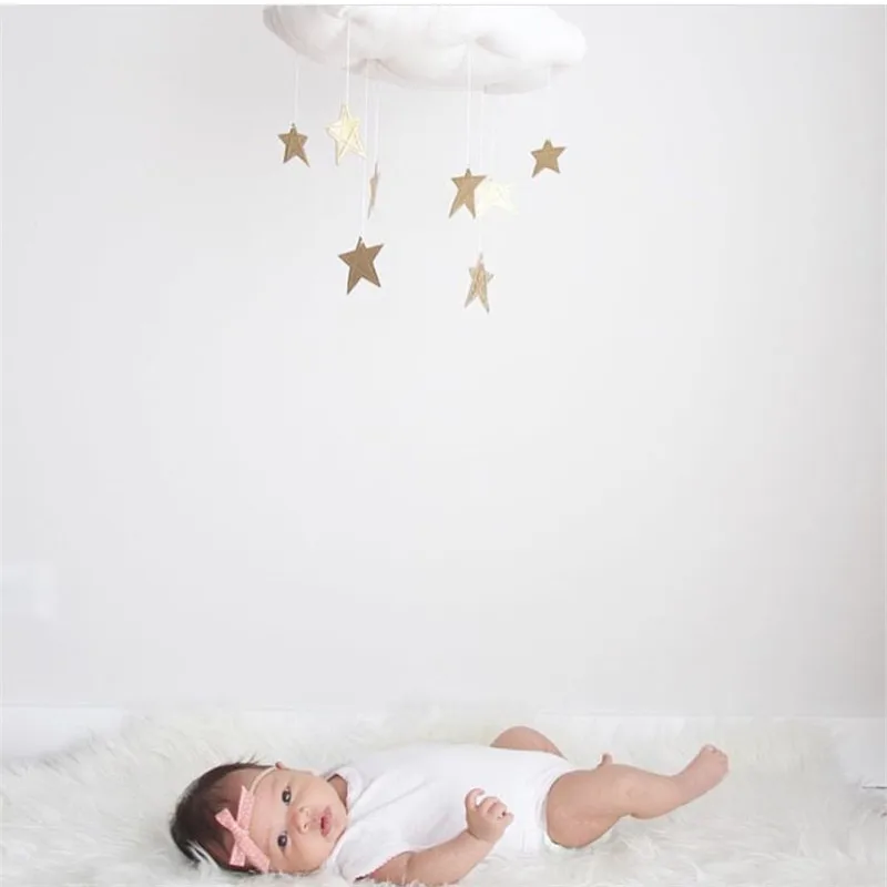 Скандинавском стиле детская кровать погремушки Висячие тканевые облака с бахромой Луна Звезда украшения-игрушки для детей Детская комната украшение стены