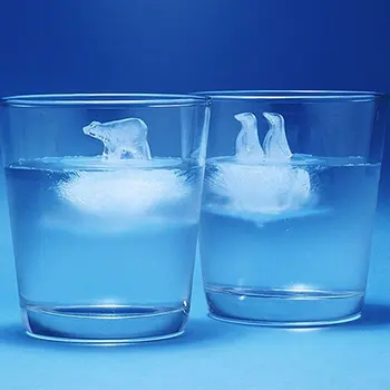 

2Pcs Ice Cube Mould Food Grade Silicone 3D Ice Maker Tray Polar Bear And Penguin Mold Kichen Accessories