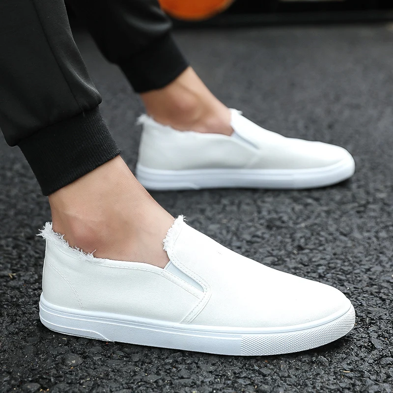 

Brand Breathable Canvas Shoes Men Slip on Spring Autumn Casual Shoes Men White Fashion Loafers Men Vulcanize Shoes Casual Black