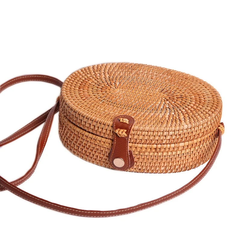 

Vintage Handmade Rattan Woven Shoulder Bags Pu Leather Straps Bow Hasp Holiday Beach Crossbody Bag Messengers Women Handbag