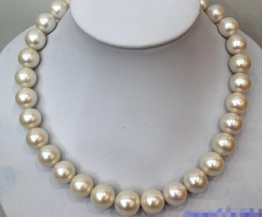 

FREE shipping>>>>>> Big Freshwater pearl necklace white 11.7-12.4mm 17" "Handmade" Alloy beauty