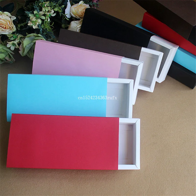 Download 100pcs Paper Carton Paper Box Kraft gift Box Flower Gift ... Yellowimages Mockups
