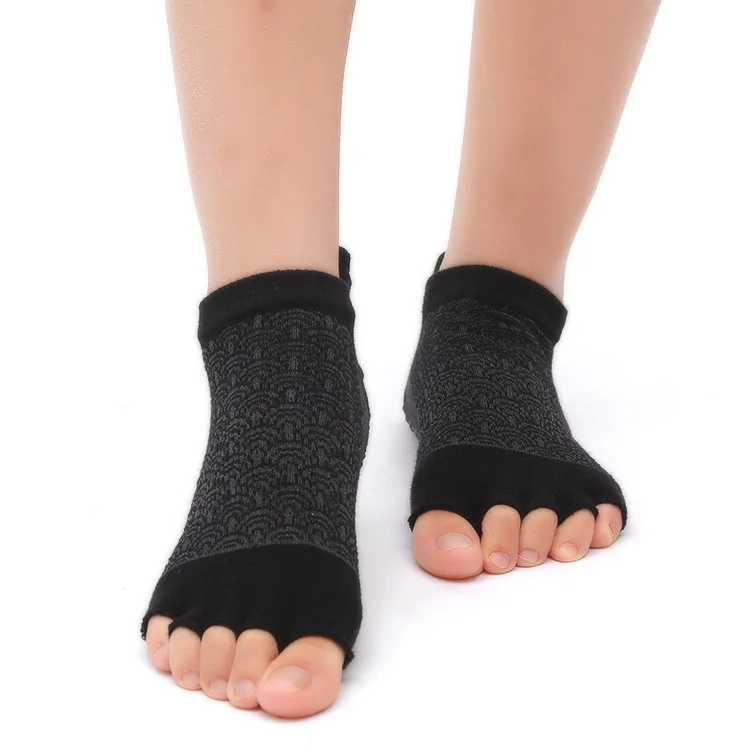 Новинка; женские хлопковые спортивные носки для йоги; жаккардовые Нескользящие дышащие носки с открытым носком; женские носки для пилатеса