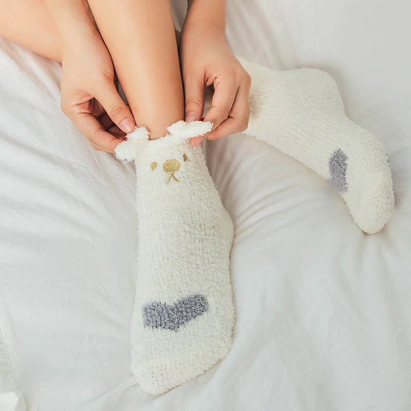 Махровые носки с вышивкой в виде кошачьего хлеба; домашние тапочки с пушистыми ушками; женские носки-тапочки в стиле Харадзюку; зимние Утепленные коралловые бархатные носки для женщин